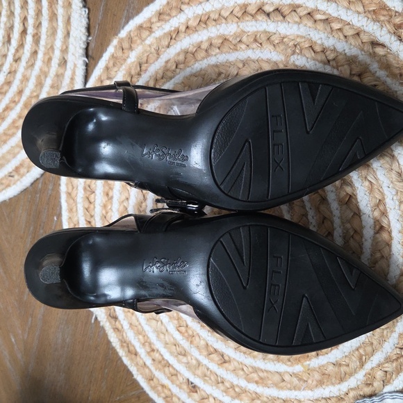 Life Stride Sansa Slingback Pump In Black, New, Size 7.5 - Picture 8 of 9